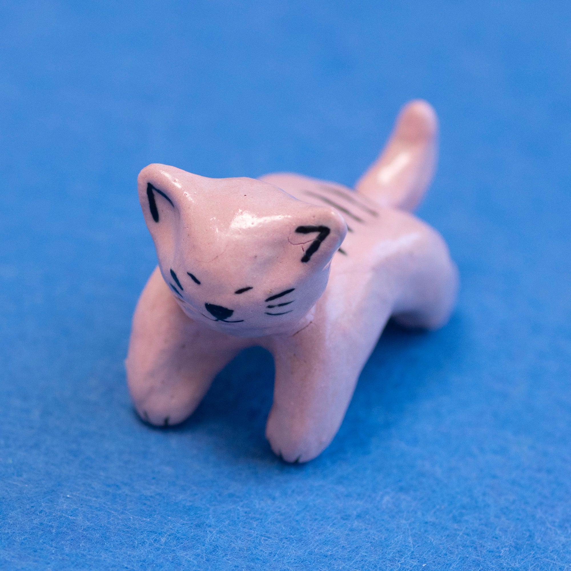 Lilac - Baby Pink Mini Cat Sculpture